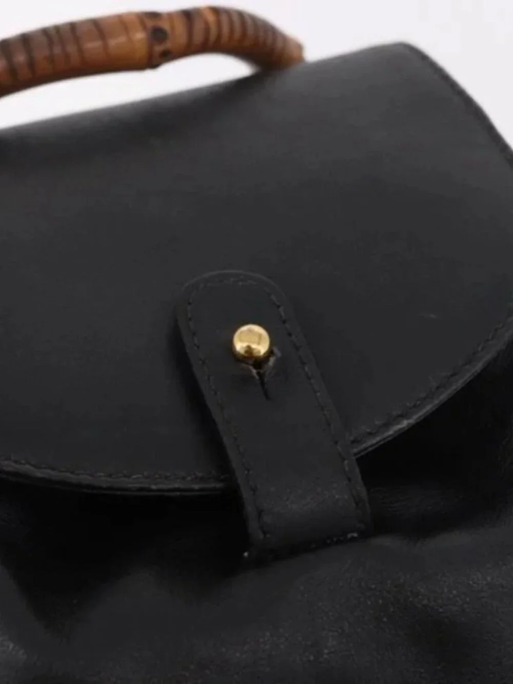 Gucci brand	gucci color	black